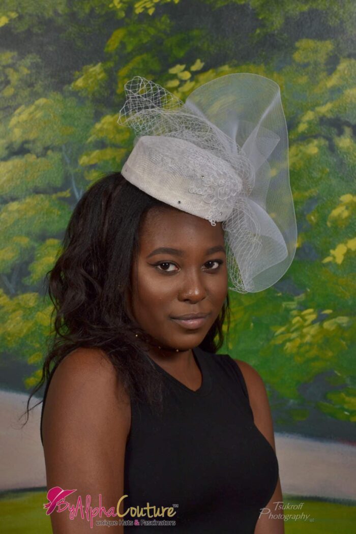 Cindy - Elegant Bridal Fascinator: Silk Appliqué Wedding Headpiece